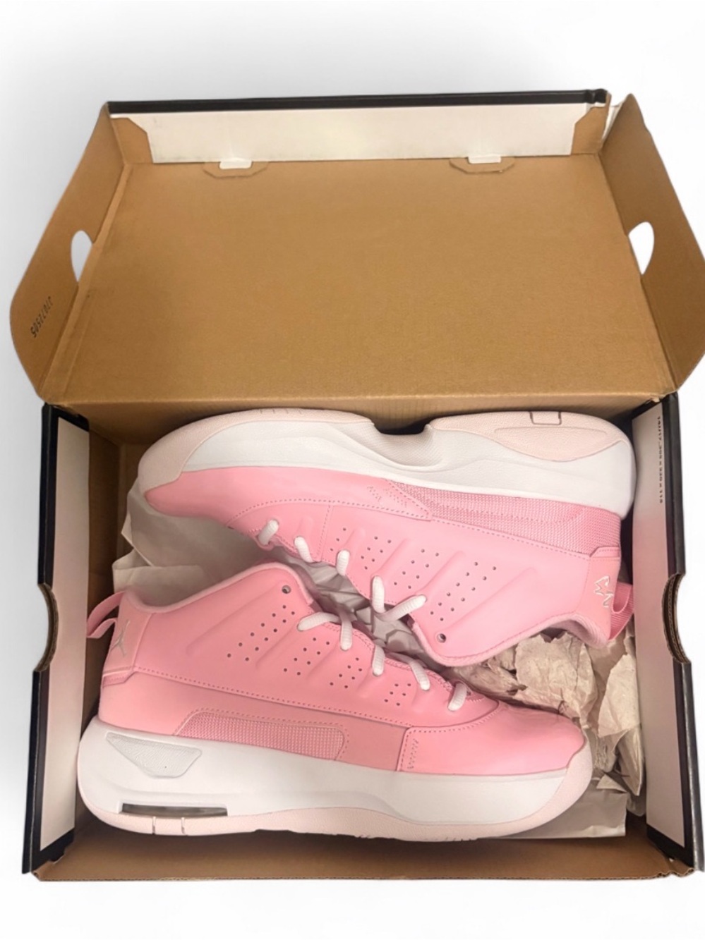 Nike Jordan Max Aura 7